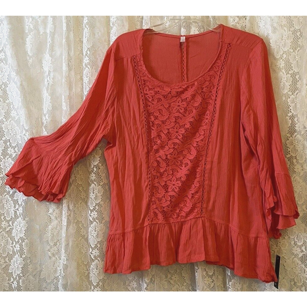 Lapis Bright pinks Top with lace trim in from ruffles Bella sleeves women's Sz L